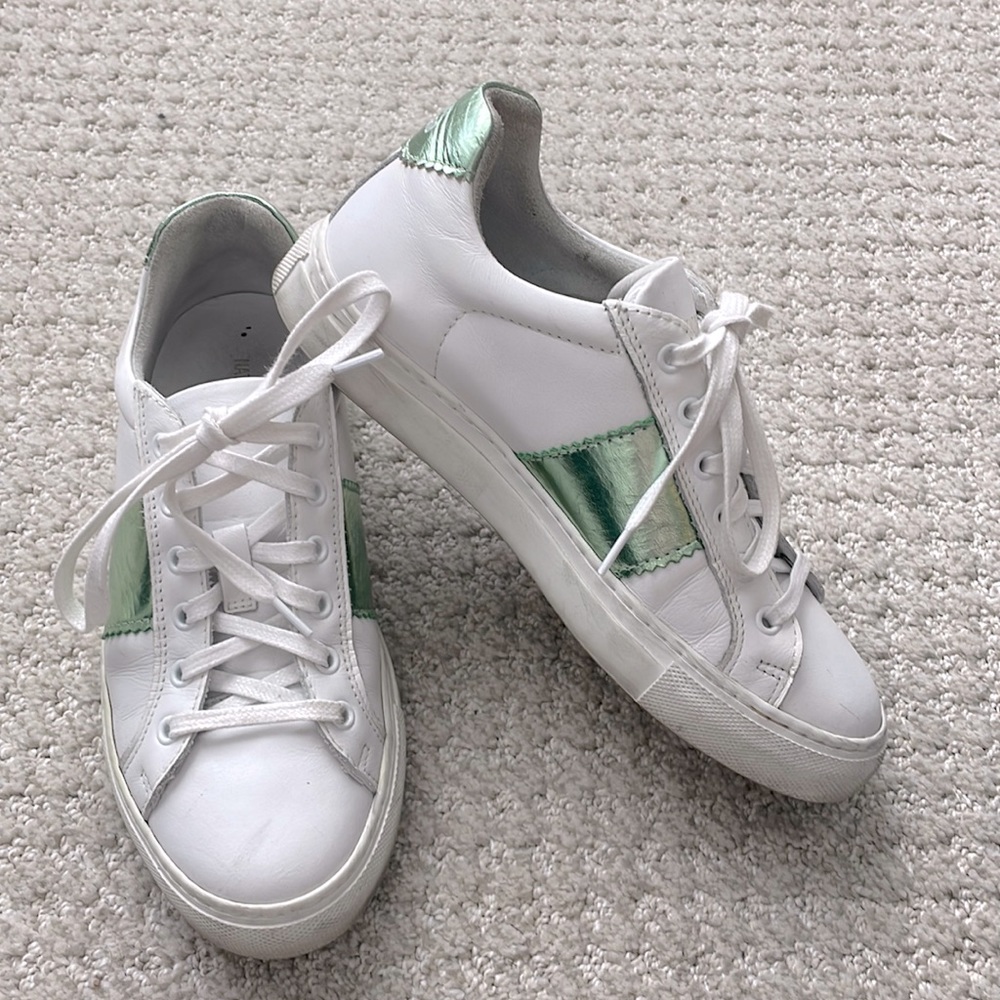 Women’s National Standard leather sneaker